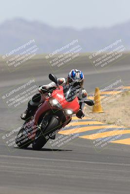 media/May-14-2023-SoCal Trackdays (Sun) [[024eb53b40]]/Turn 12 (1145am)/